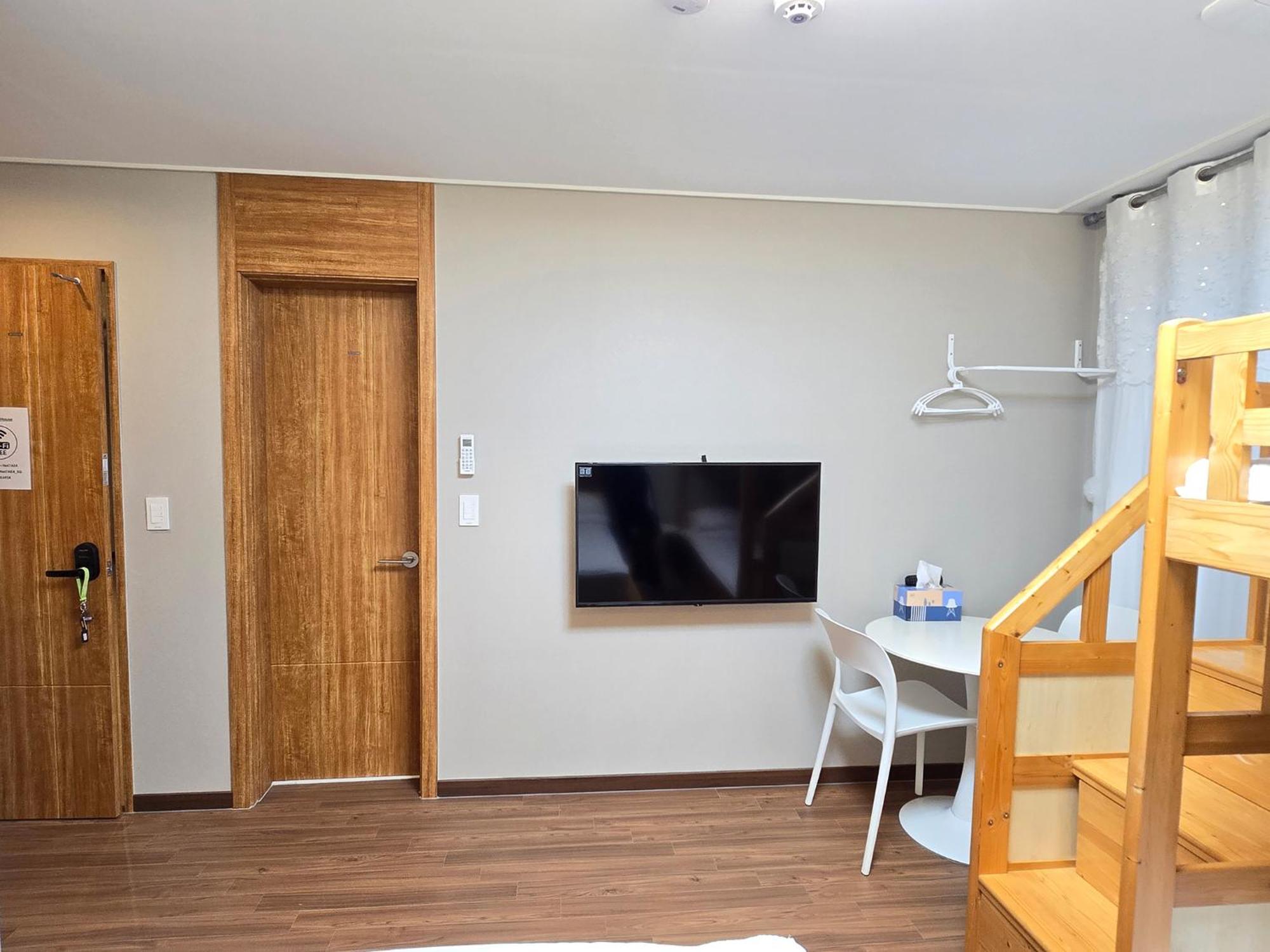 Incheon Airport Guesthouse L Bagian luar foto
