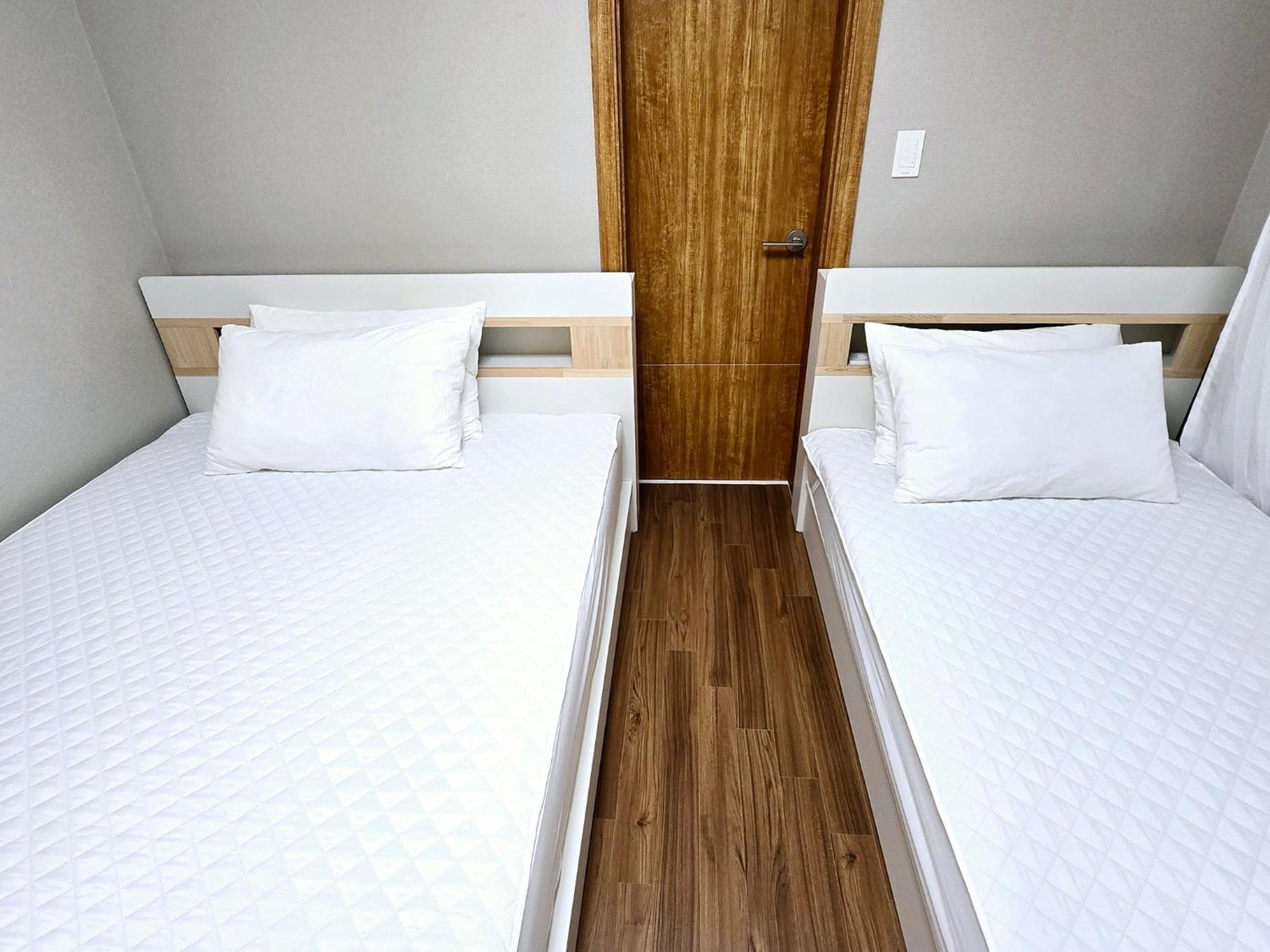 Incheon Airport Guesthouse L Bagian luar foto