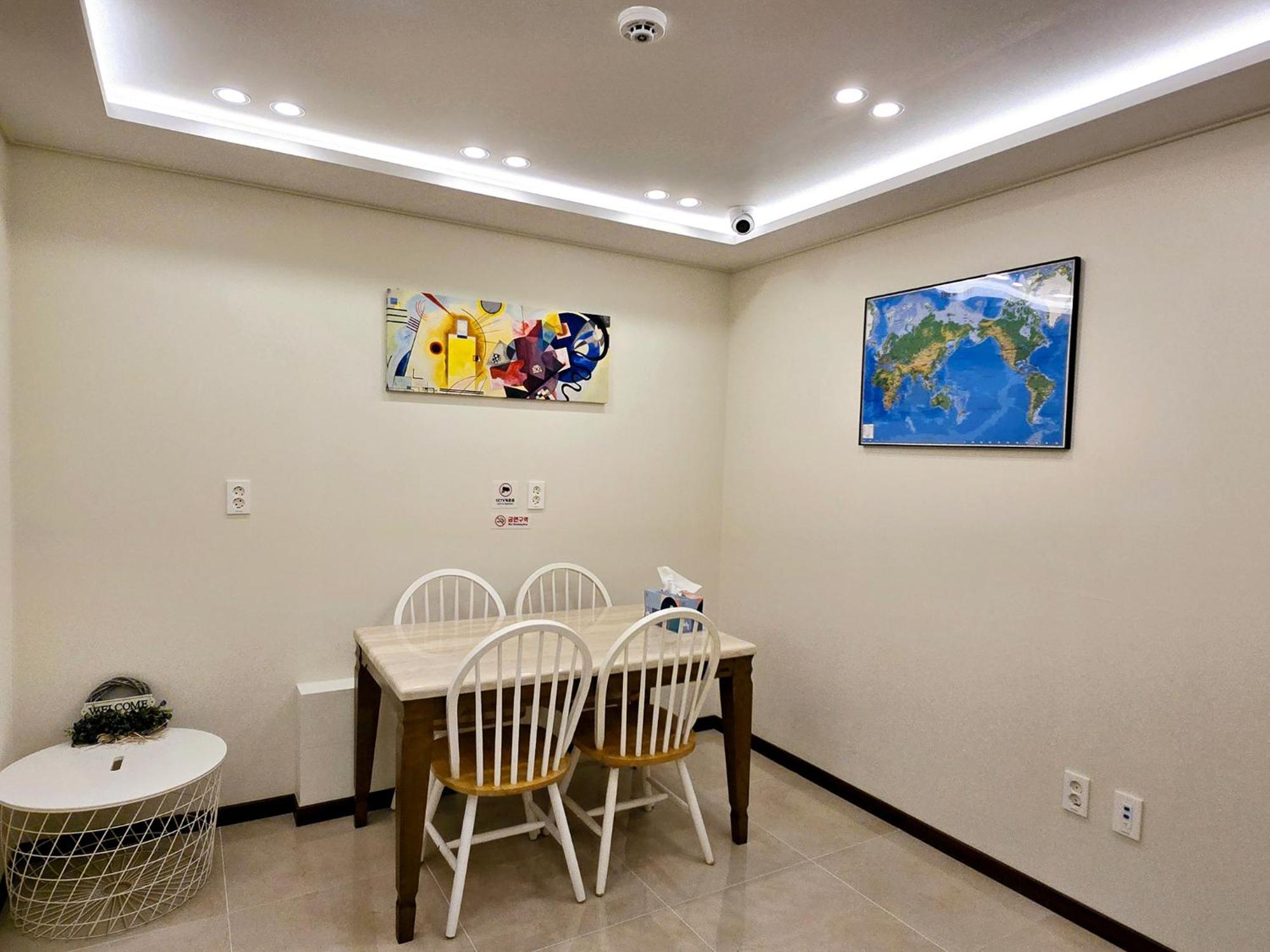 Incheon Airport Guesthouse L Bagian luar foto